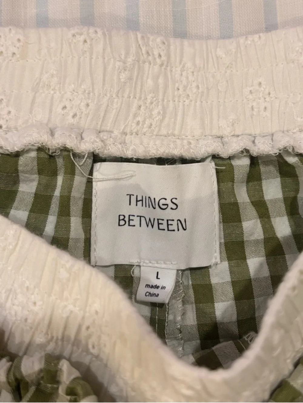 Things between shorts - Picture 2 of 3